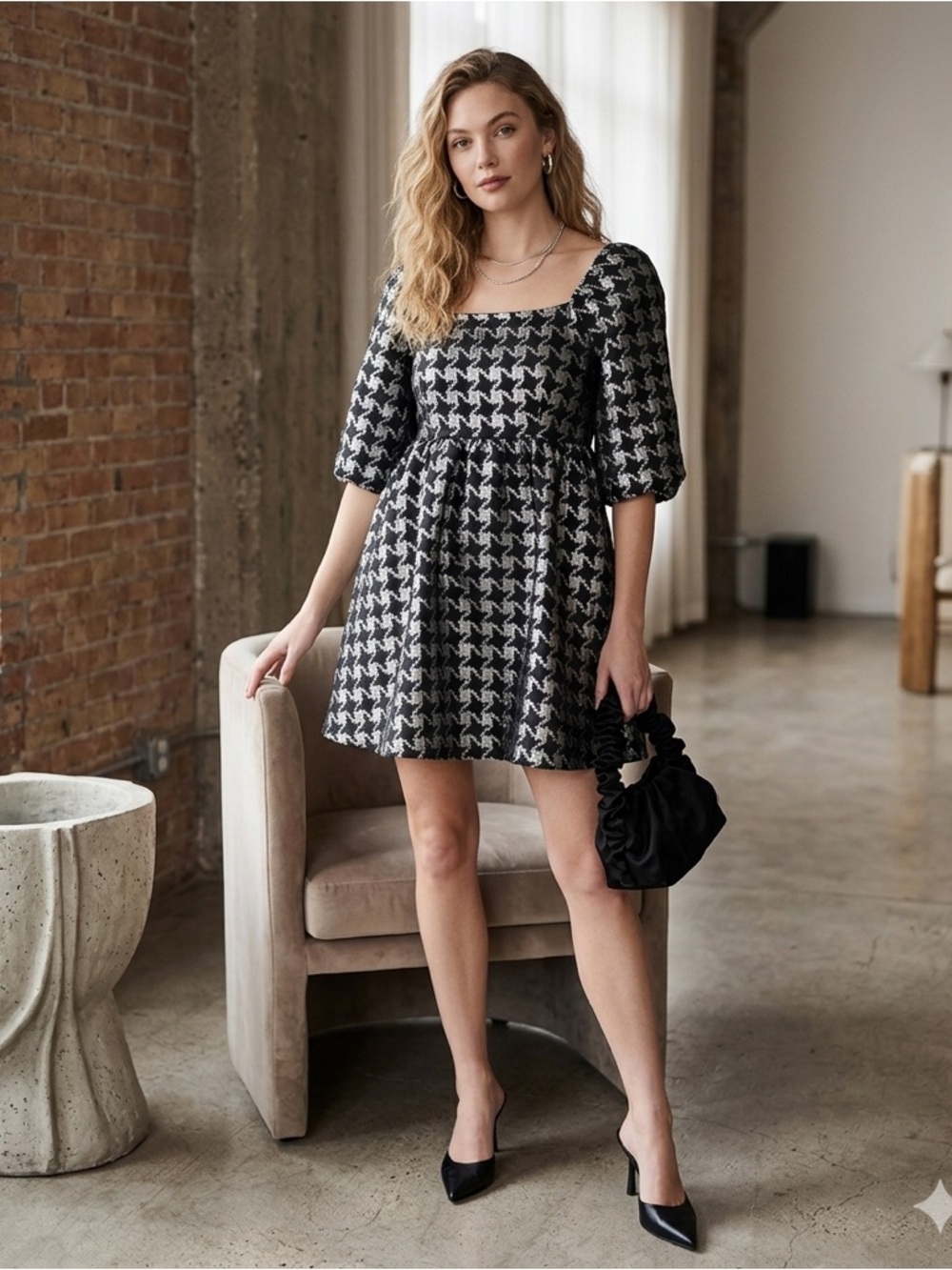 Moon River Metallic Puff Sleeve Dress Medium NWT